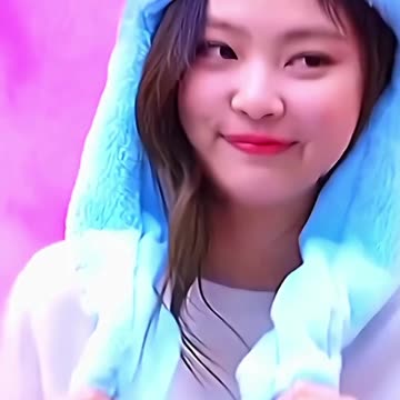 you know people born in January they are too cute just like you. BLACKPINK Jennie #blackpink #jennie