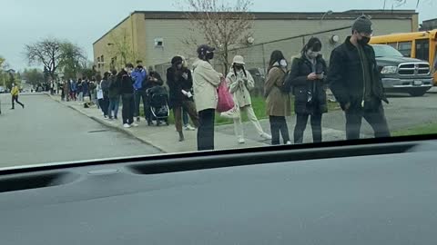 Huge line up at 18+ Vaccine Clinic