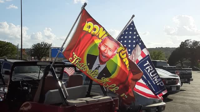 Biden flag vs Trump flag