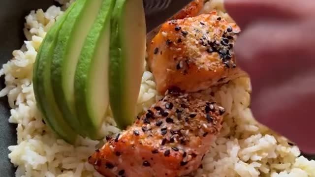 Make a Salad Salmon Rice