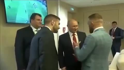 When Conor McGregor Feared and Realized his mistake In Front Of Putin & It Was Captured On Camera