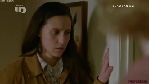 LA CASA DEL MAL - MAMA ME OBLIGO A AYUDAR