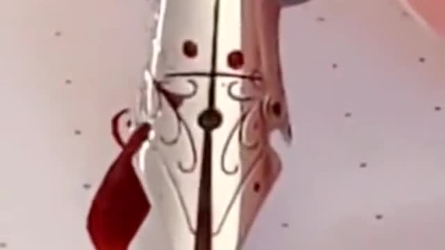 When Xiao Yan's figure fell into the air of Xiao Mansion,