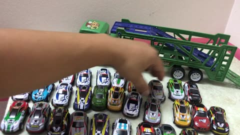 Bãi xe oto đồ chơi-Toy car parking lot