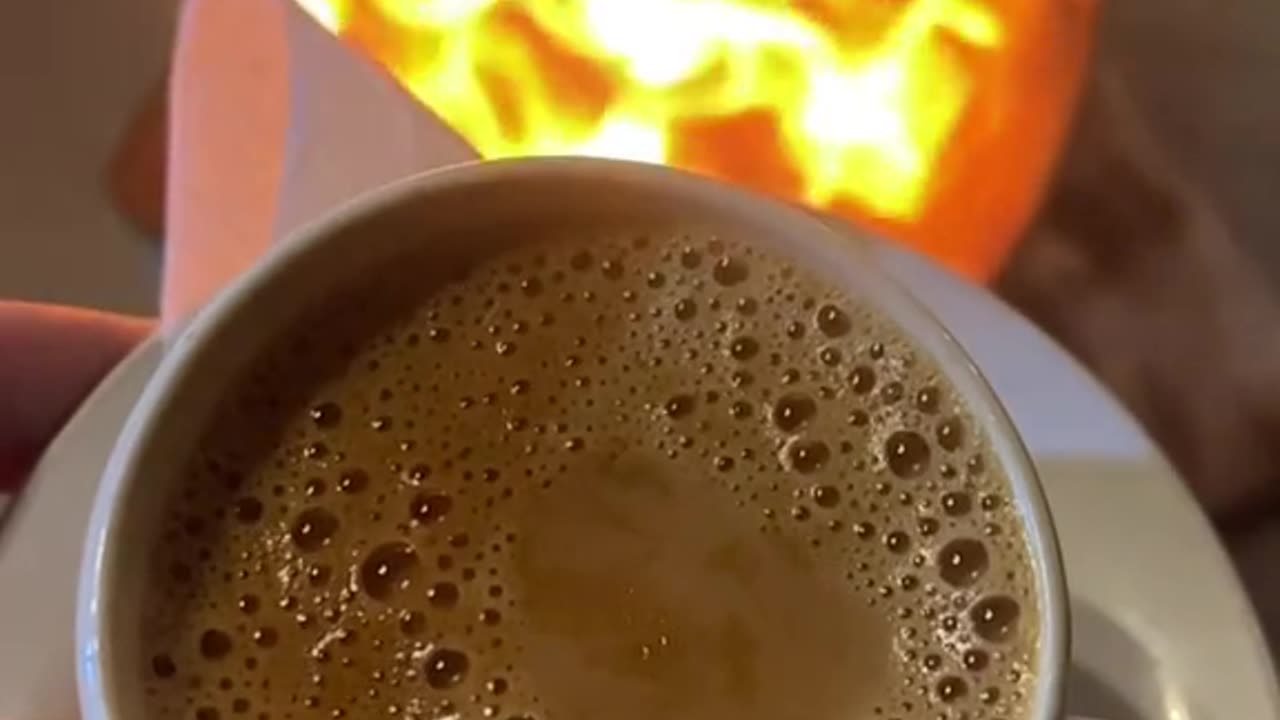 Mohabbat ko Aag lagi jae or os Aag se chai Bani jae