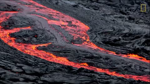 Magnificent erupting volcano 😳