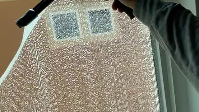 This trick to clean the glass is very fast and easy