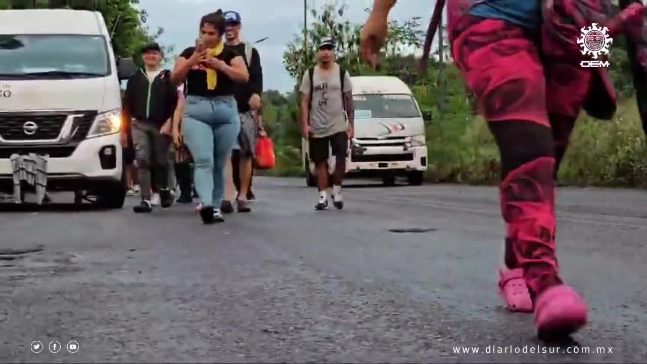 Massive caravan on its way to the US before Trump is back