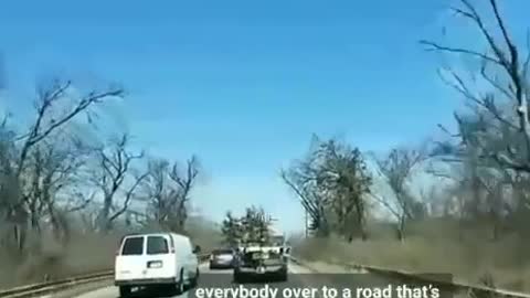 Capitol Police are blocking roads on purpose so the freedom convoy drives into a no truck zone