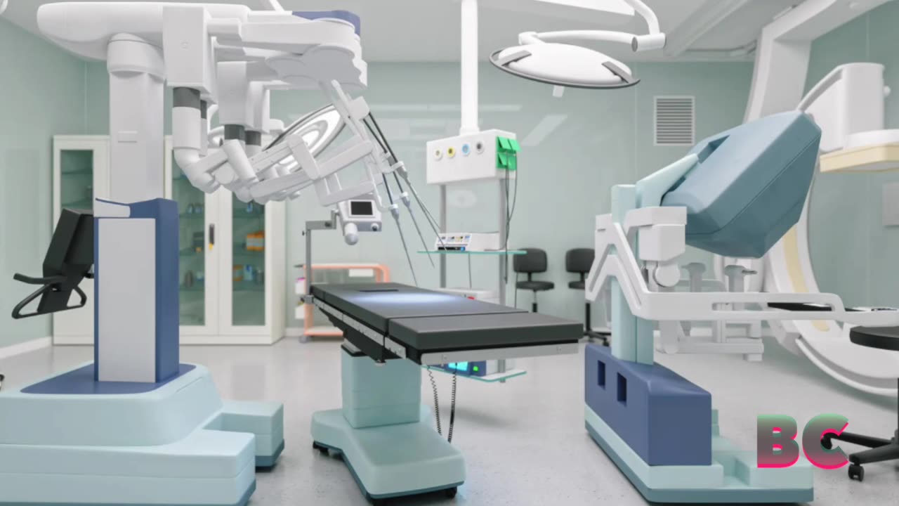 Robot learns to perform surgical tasks expertly just by watching videos