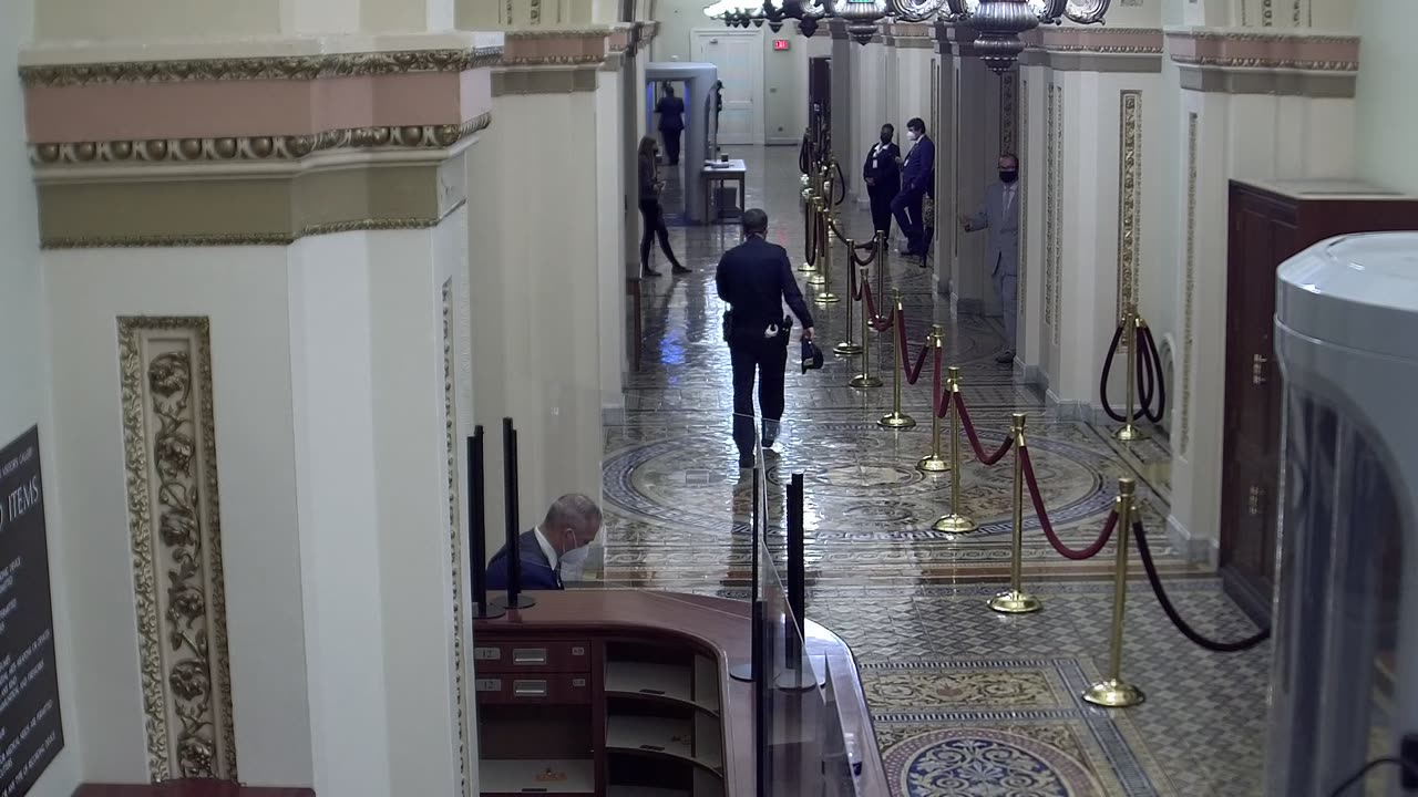 0361USCH03HouseGalleryNWnearH323_2021-01-06_23h54min29s577ms.mp4