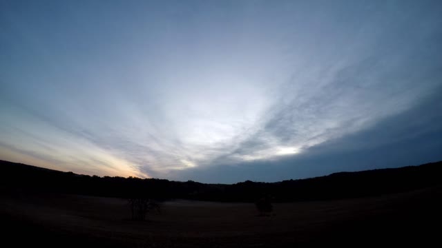 Sun Rise 10 16 22 43f/6c