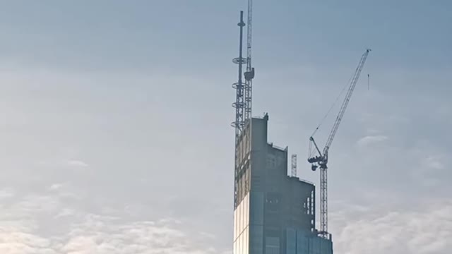 Varso Tower 20.02.2021-Iglica