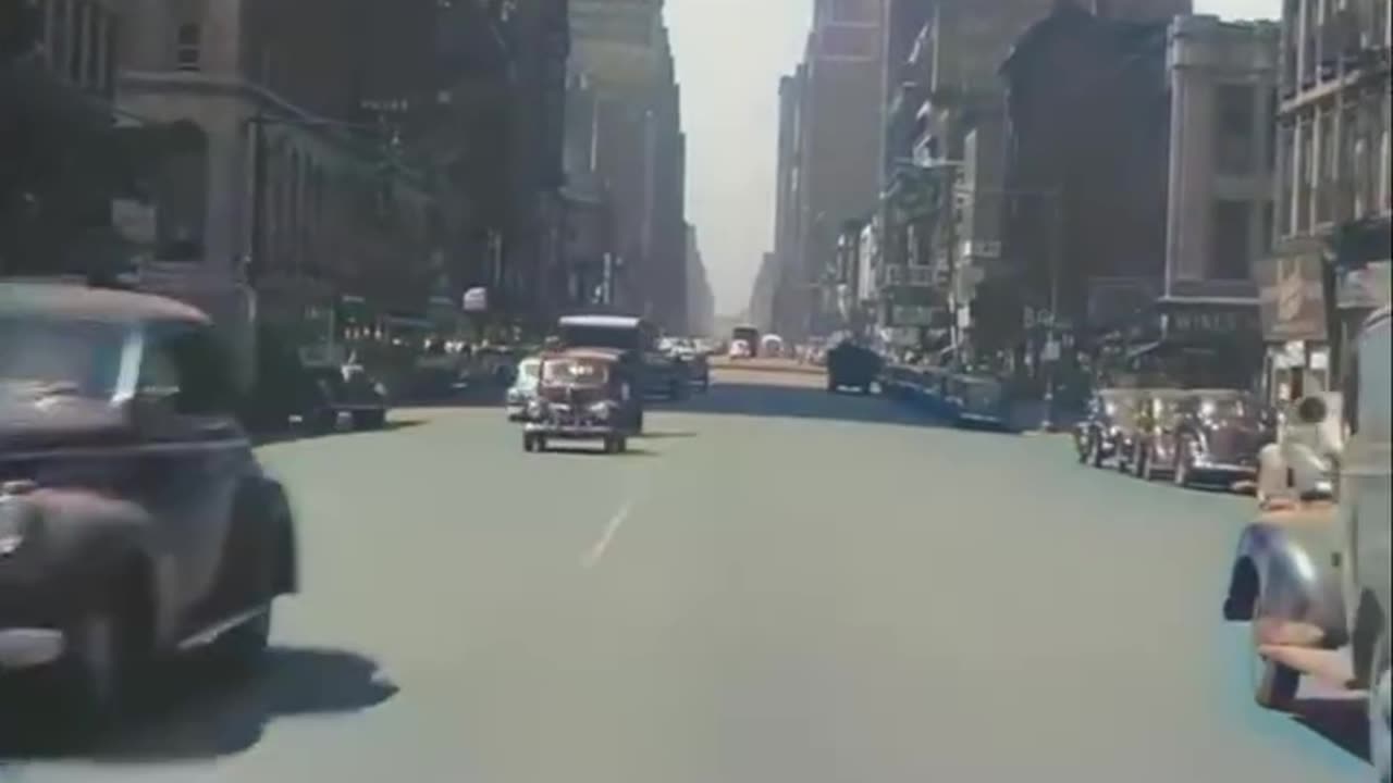 The Streets of New York, 1945 🛣...