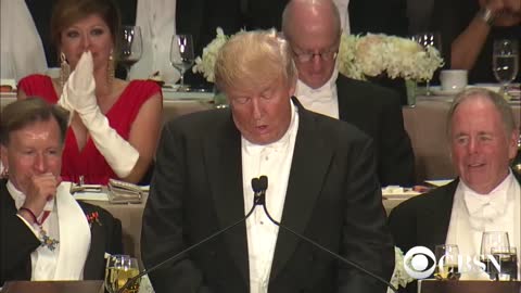 Trump roasts Clinton at Al Smith charity dinner October 20 2016