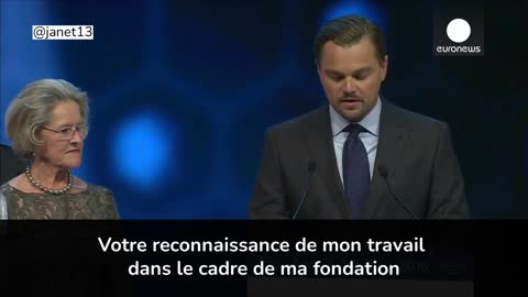 Leonardo DiCaprio reçoit le Crystal Award au Forum de Davos pour « son combat pour le climat »