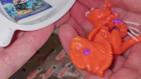 Kinder Joy Jurassic World FUNKO Pop surprise