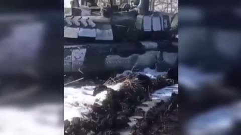 Russian tanks, vehicles stuck in the mud