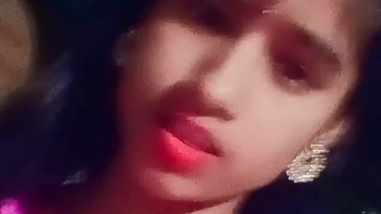 Viral bhojpuri Facebook shorts girl