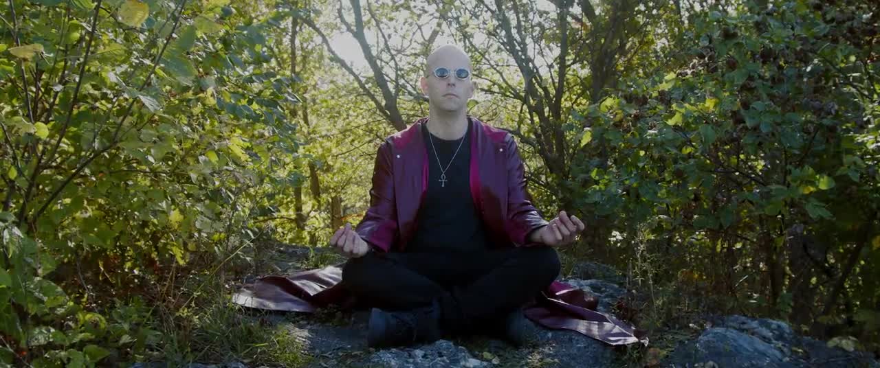 L The Alchemist - Clean The Planet (Official Video)