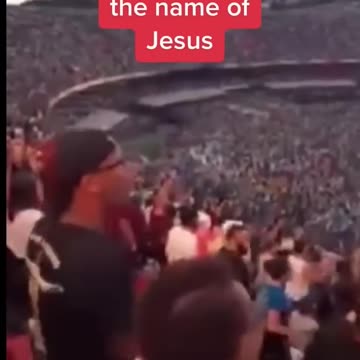 80,000 People Worship Jesus Christ ‼️✝️ This will Make You Cry #shorts#praiseandworship#prayer#duet