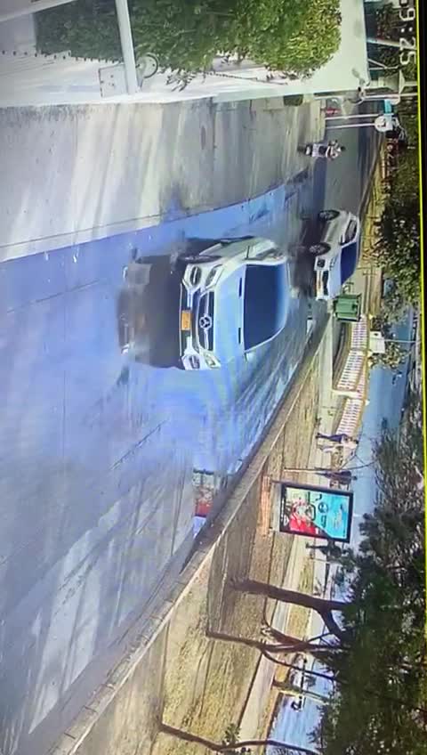 Atraco en el paseo peatonal de Manga