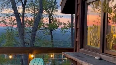 WOODEN TREE HOUSE