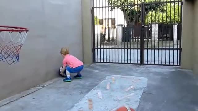 Teach your 2y/o baby to play basketball