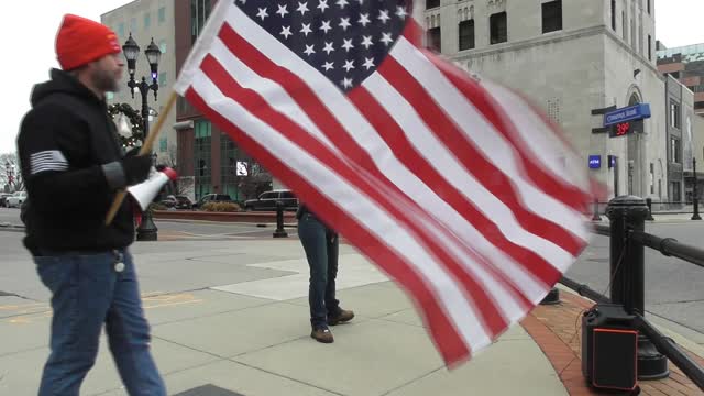 Protesting COVID, Whitmer, and Lockdowns in Downtown Lansing