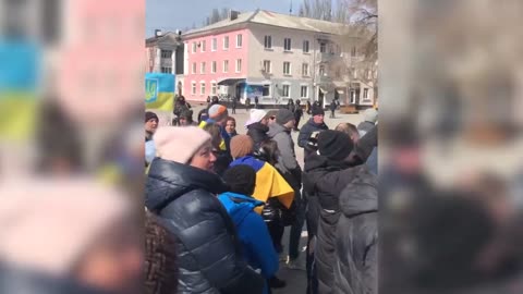 A rally was held in Berdyansk against the invaders: protesters detained and beaten