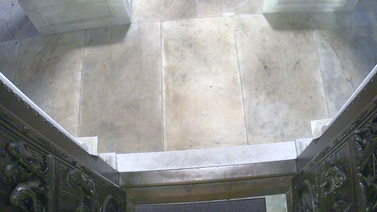 0266USCG00EastFrontHouseDoor_2021-01-05_17h28min55s287ms.mp4