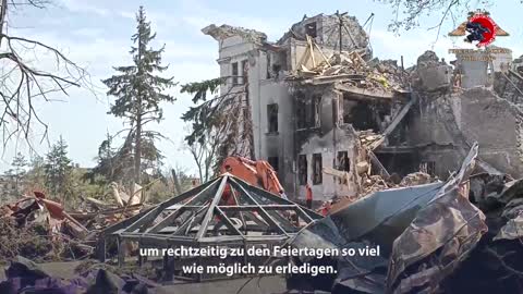 Ukraine , Mariupol - das Leben kehrt zurück.