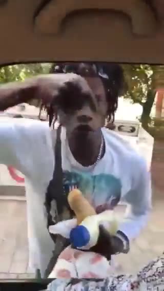 Tyskland: Kvinde med Børn vs Immigrant