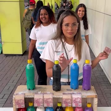 Bottle set: Match the colors