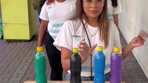Bottle set: Match the colors
