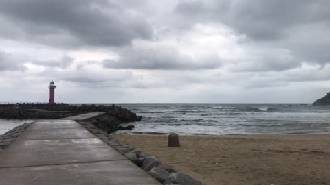 Rainy day in Korea, the sea