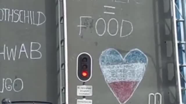 "Am I Really Happy?" - A Draw Bridge in the Netherlands Has an Enlightening Message