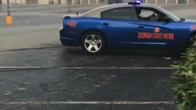 Vehicle standoff: Trooper rams into driver doing donuts in mall parking lot