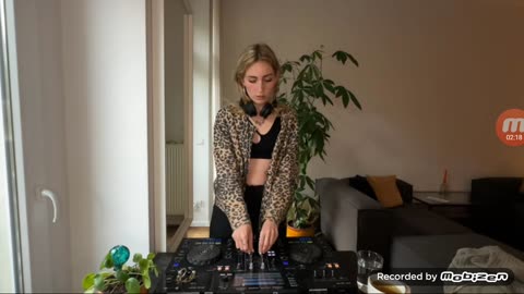 Skattie 🐓 up to Erica Crotch Fire as he Checks His Oil 😂