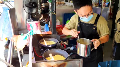 Food | Malaysia Vegetarian Pancake & Burger