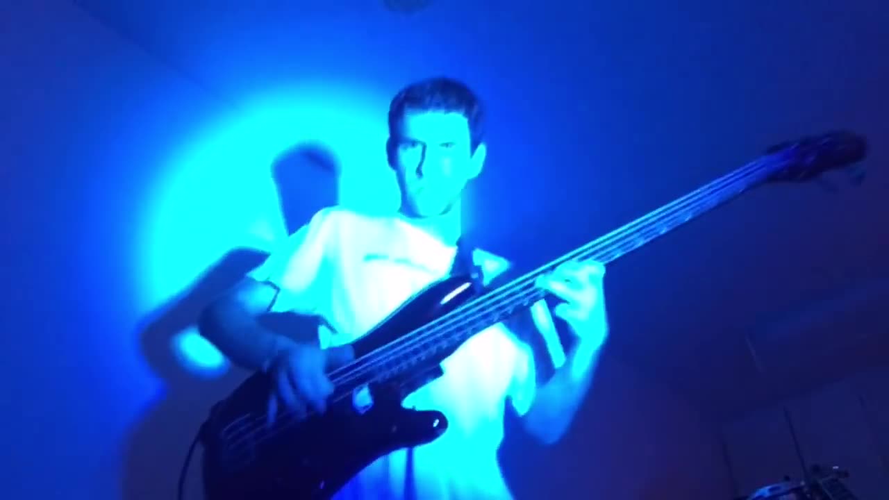 Flat Earth Asshole - "There Are No Satellites In Space" Original Song