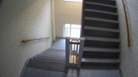 3883FHOB03Stair7_2021-01-06_08h21min05s660ms.mp4