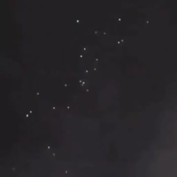 FLEET OF UFO’s CHARIOTS OF GOD ANGELS FILMED IN CALIFORNIA🕎Matthew 24;3-57 “SIGNS OF THY COMING”