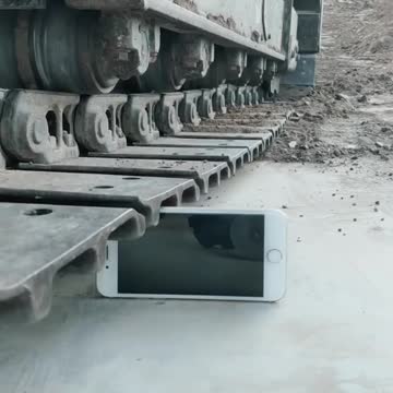 Excavator turn on Iphone