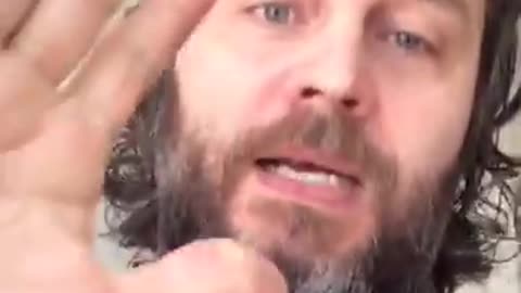 Det er svært at arbejde for æbler i en bananrepublik | PER BRÆNDGAARD