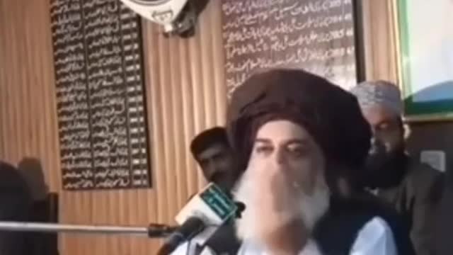 آیین پاکستان میں لکھا ھے کہ