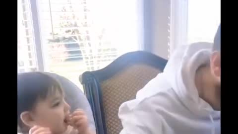 Little boy and father fight, viral video
