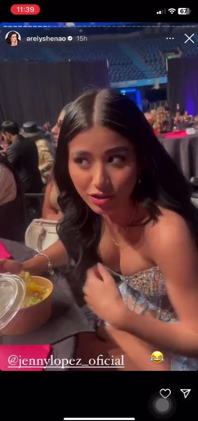 Arelys Henao expuso a la novia de Jhonny Rivera