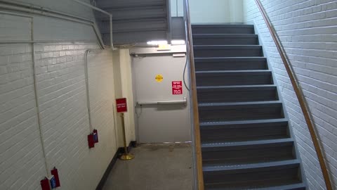 3872FHOB01Stair8_2021-01-06_14h05min06s340ms.mp4