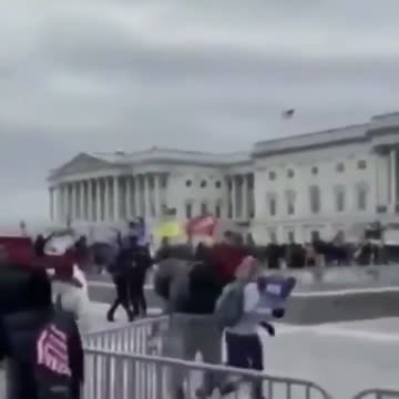 DC Police invited people to enter the building